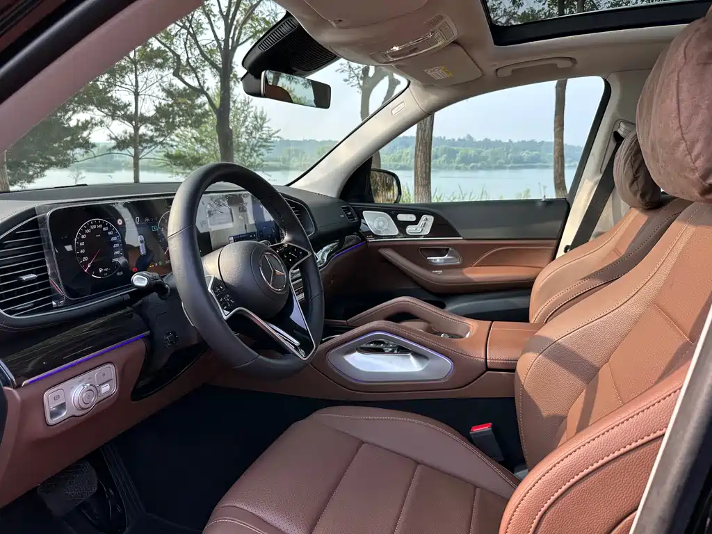 Mercedes-Benz GLE (Import) — миниатюра 5