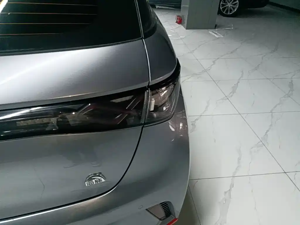 BYD Dolphin — миниатюра 8