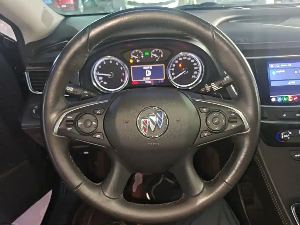 Buick LaCrosse — миниатюра 11