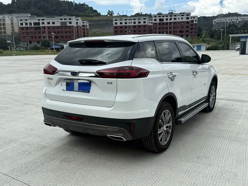 Geely Boyue — миниатюра 9
