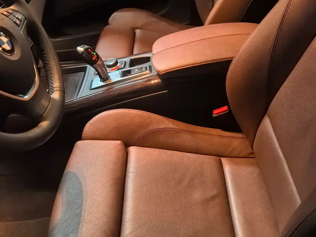 BMW X5 (Import) — миниатюра 2