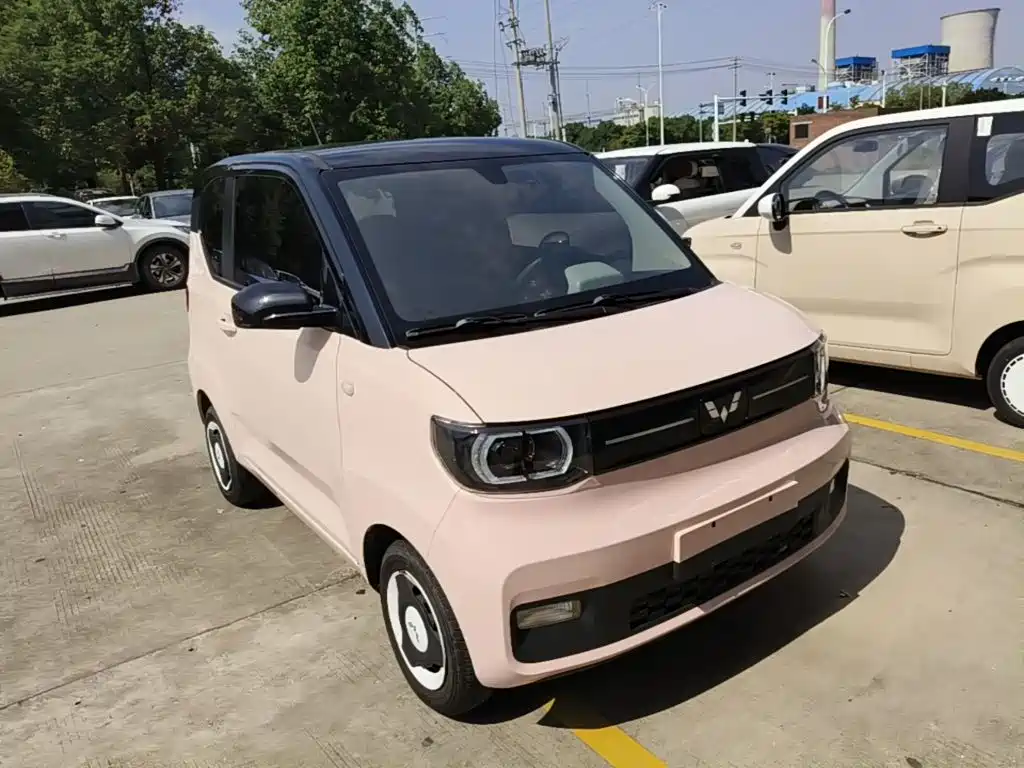 Wuling MINIEV — миниатюра 4