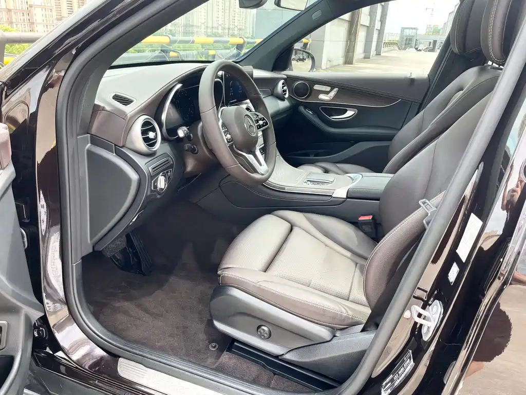 Mercedes-Benz GLC 2022 GLC 300 L 4MATIC