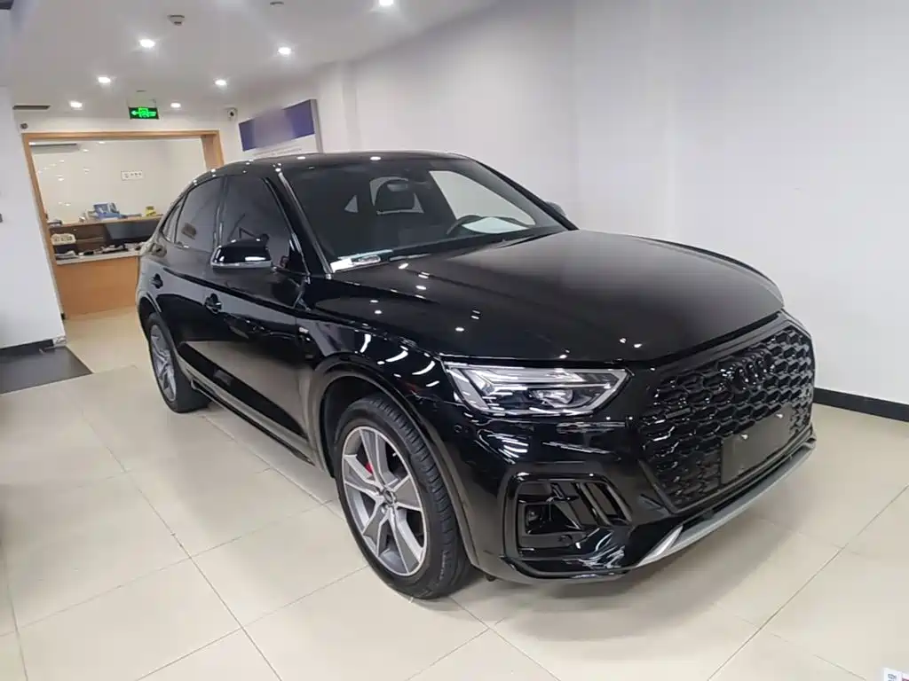 Audi Q5L Sportback — миниатюра 4