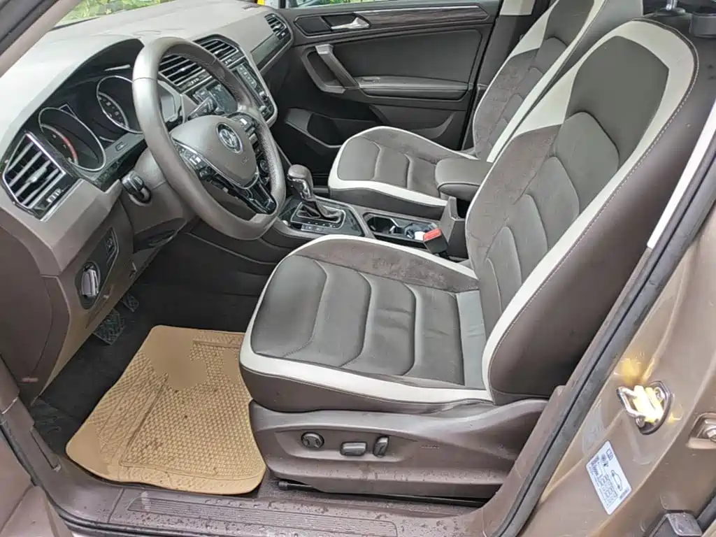 Volkswagen Tiguan L — миниатюра 15