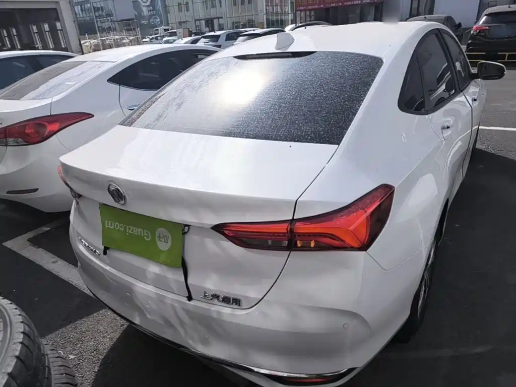 Buick Verano — миниатюра 6