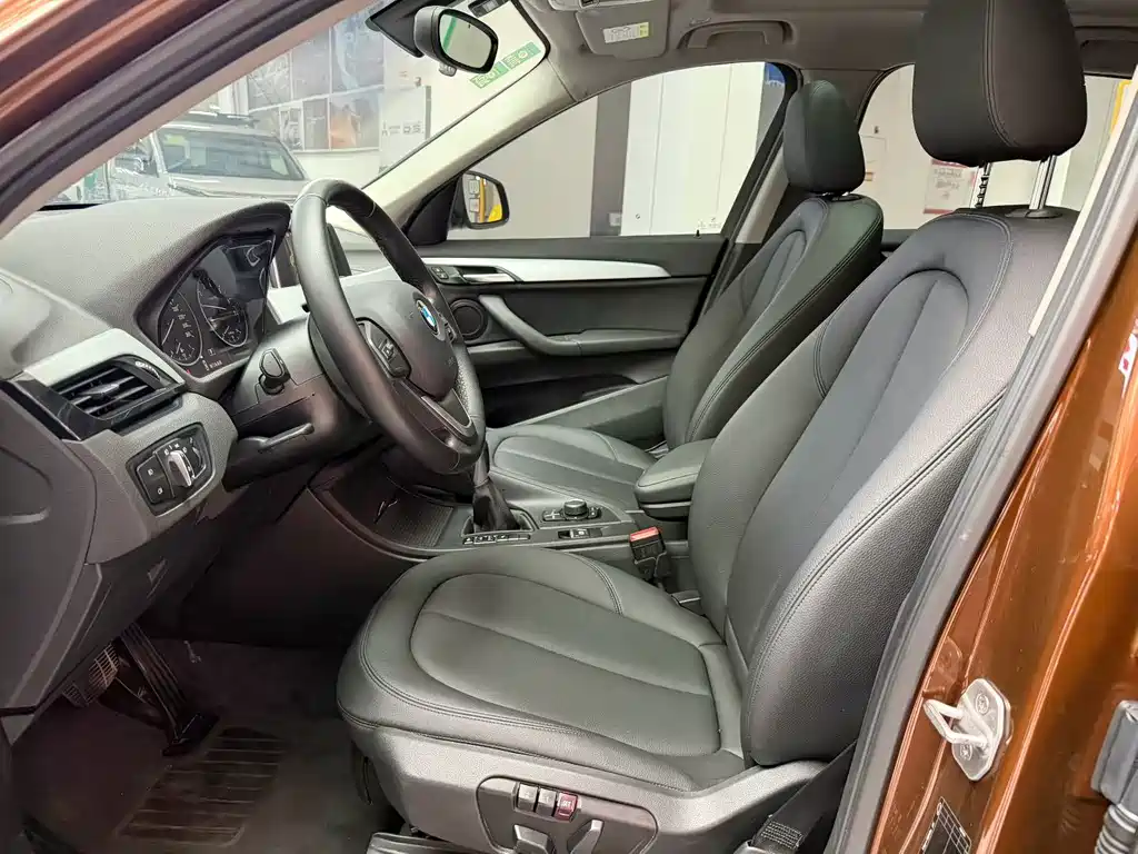 BMW X1 2016 sDrive18Li Premium