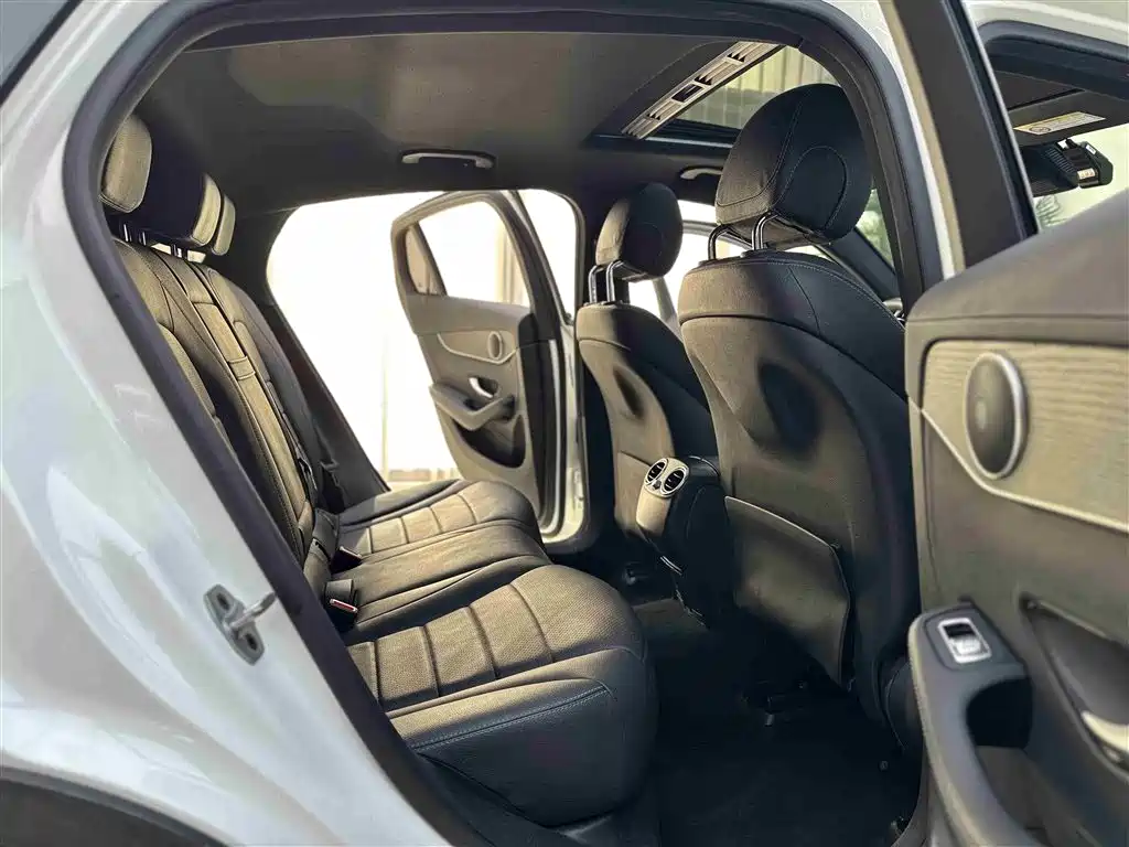 MERCEDES-BENZ GLC COUPE