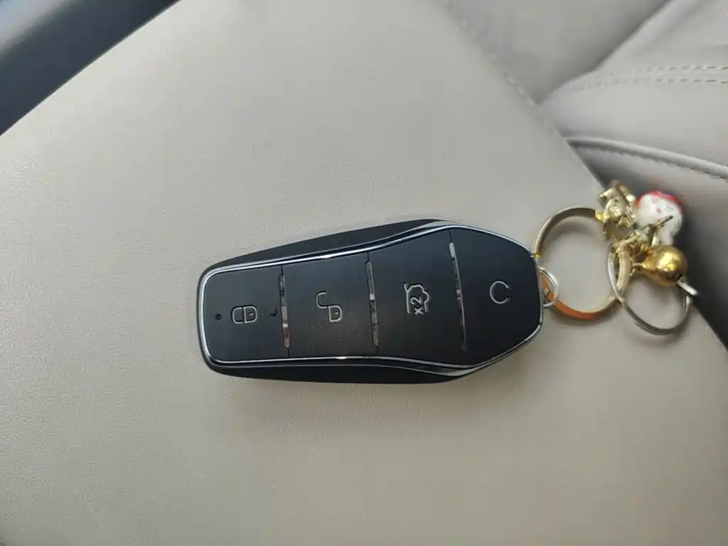 BYD Yuan UP — миниатюра 9