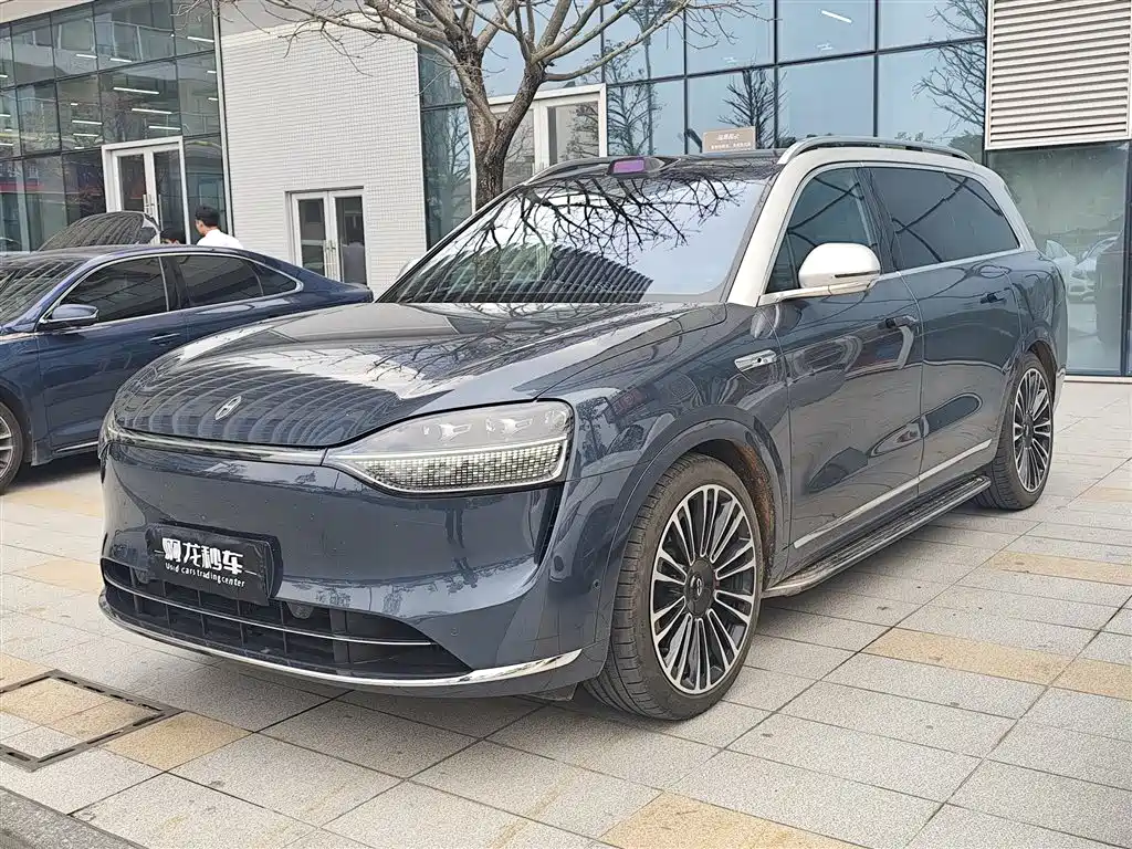 AITO ASK THE WORLD M9