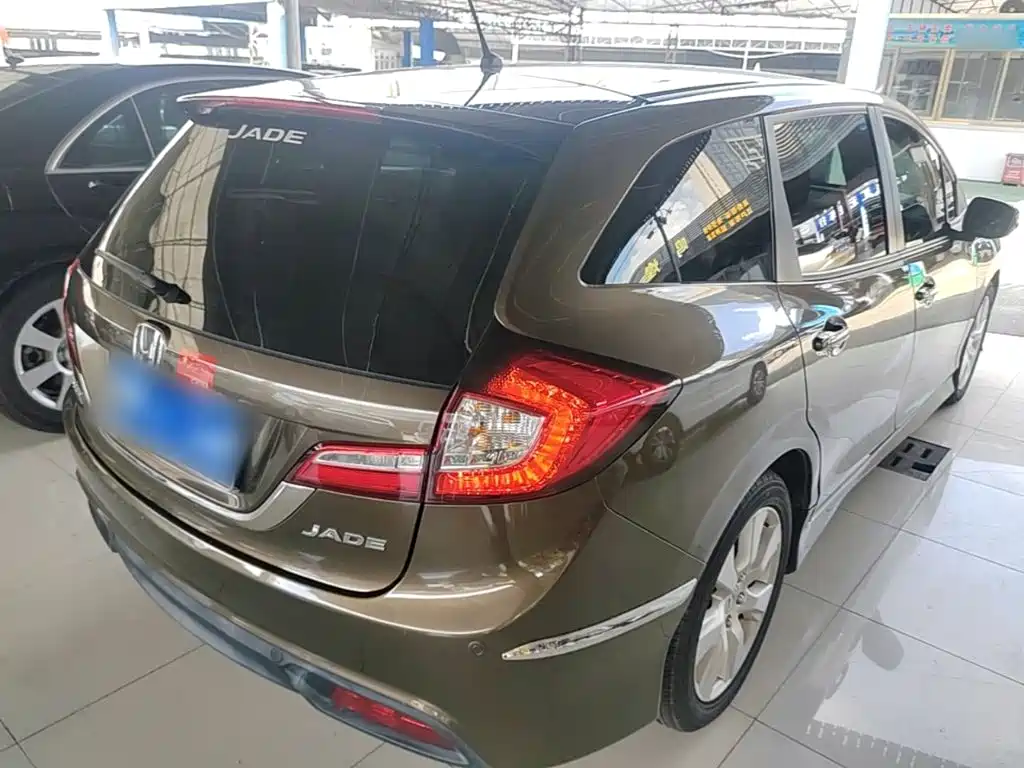Honda Jade — миниатюра 7