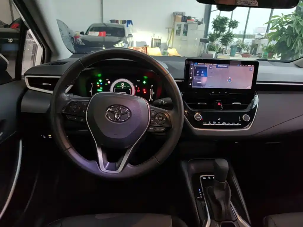 Toyota Corolla — миниатюра 11