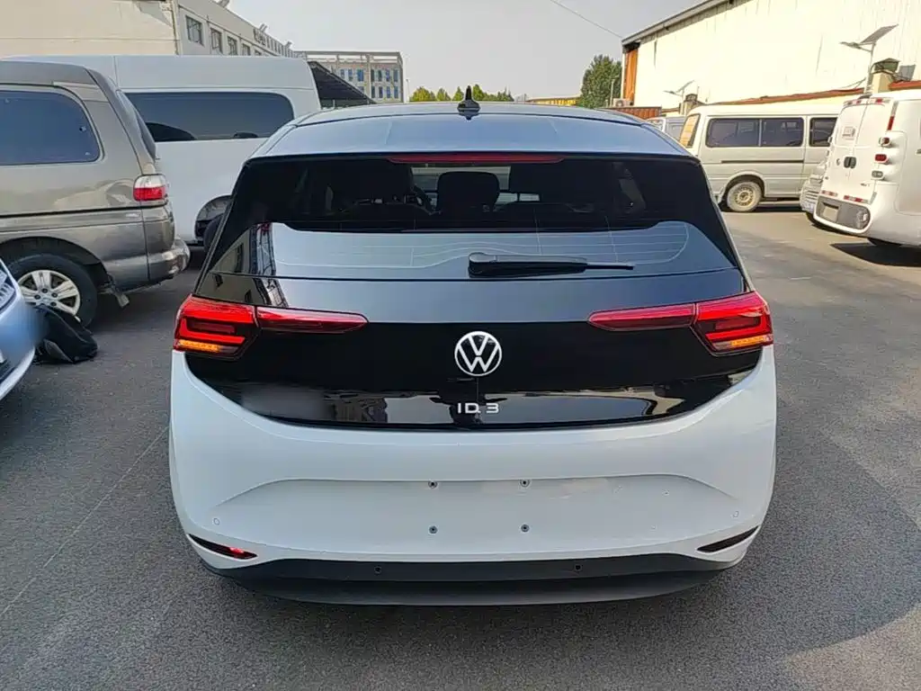 Volkswagen ID.3 — миниатюра 6