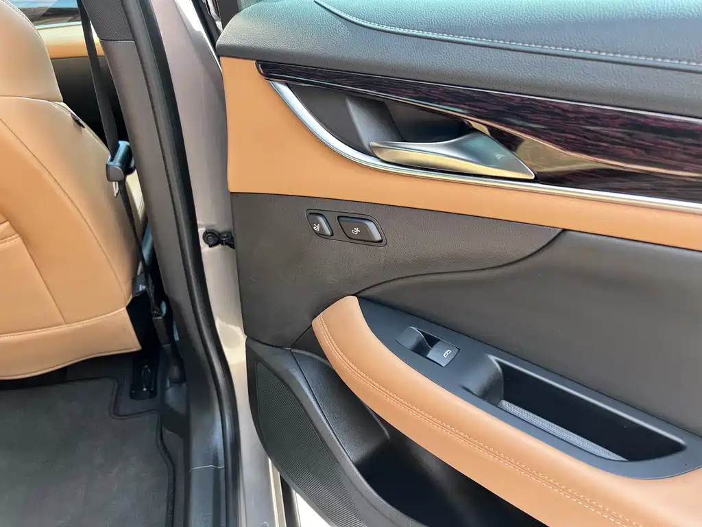 Buick LaCrosse — миниатюра 20
