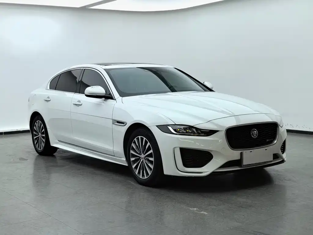 Jaguar XEL — миниатюра 3