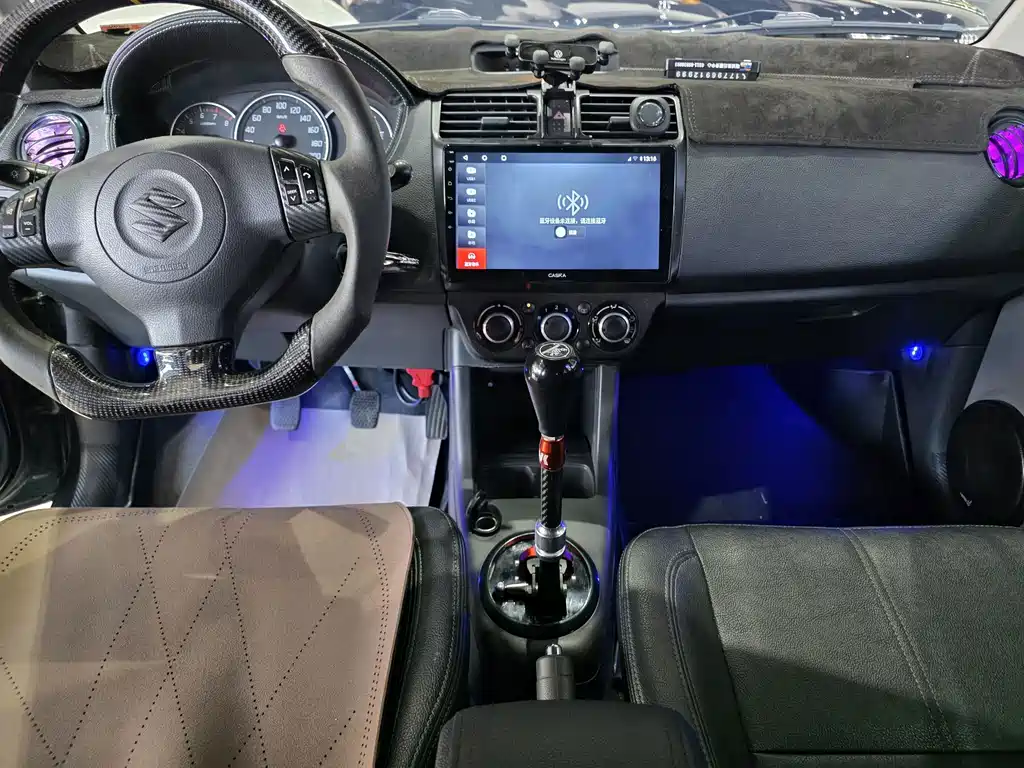 Suzuki Swift — миниатюра 9