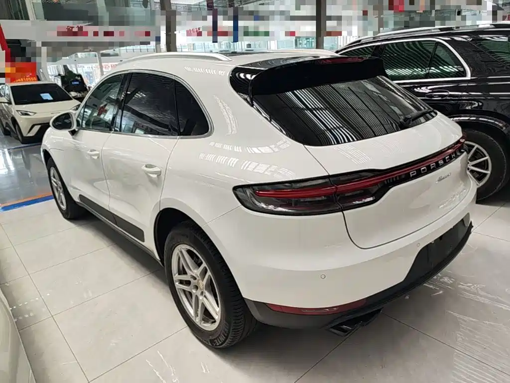 Porsche Macan — миниатюра 5