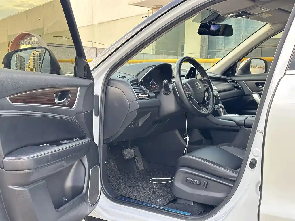 Honda Avancier — миниатюра 7