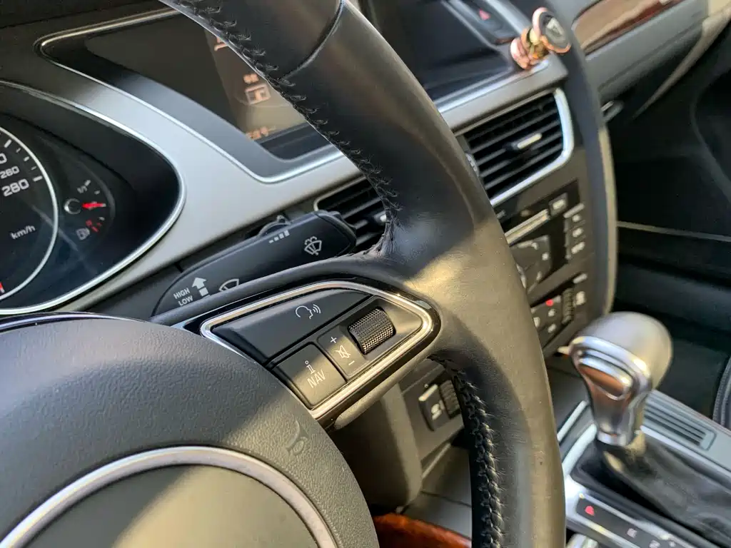 Audi A4L — миниатюра 24