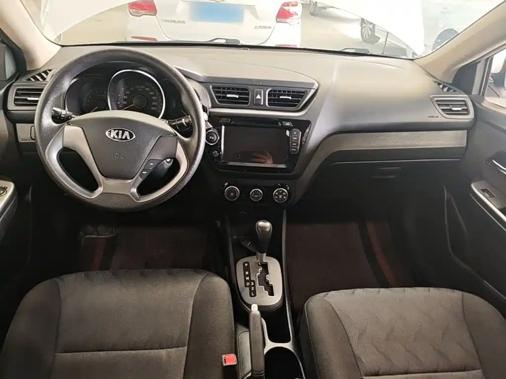 Kia K2 — миниатюра 10