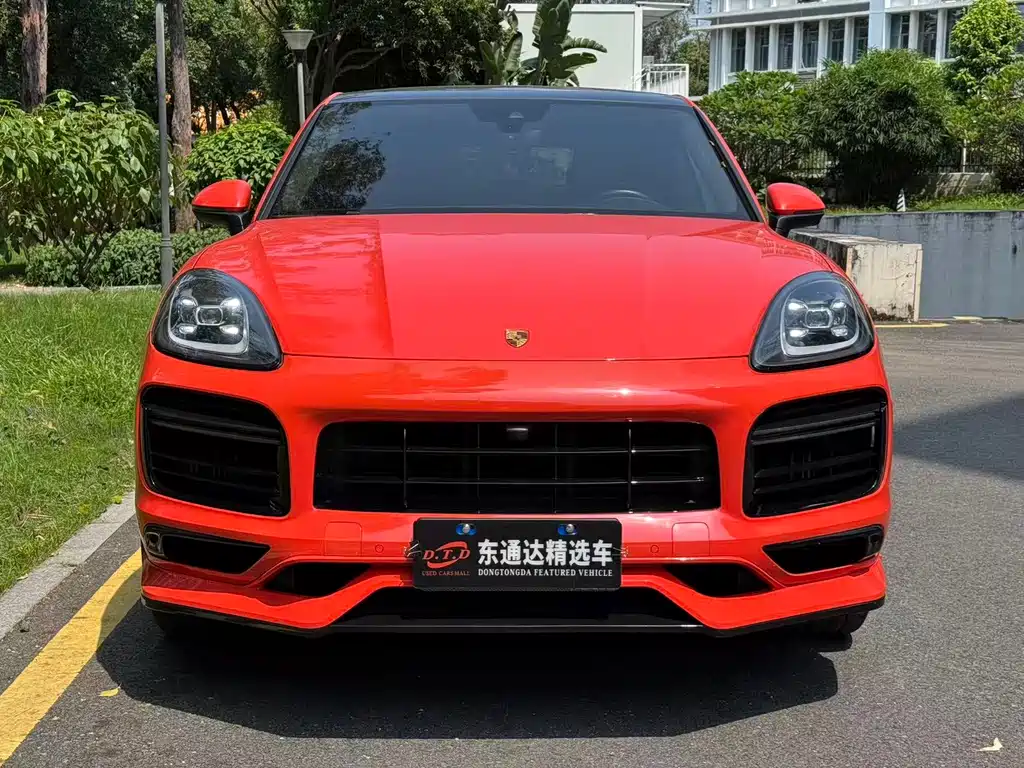 Porsche Cayenne — миниатюра 4