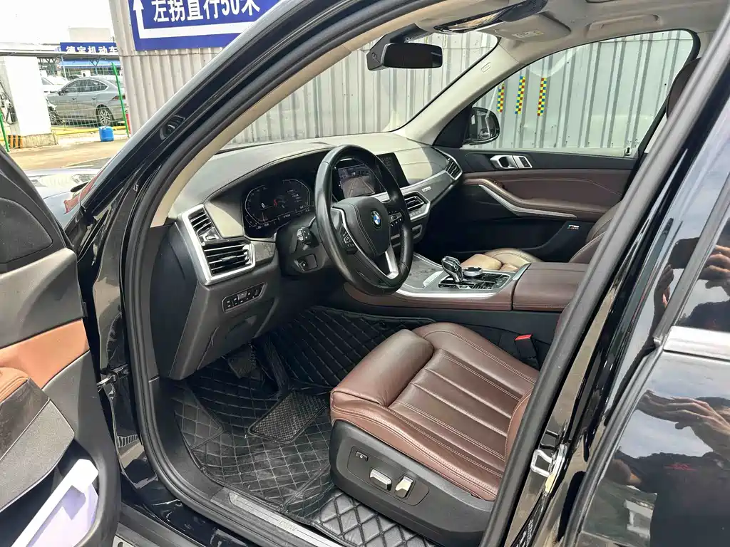 BMW X5 (Import) — миниатюра 7