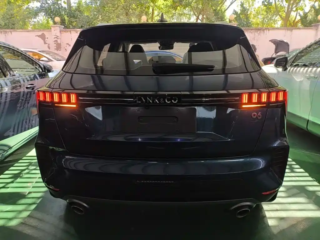 Lynk & Co 06 — миниатюра 6