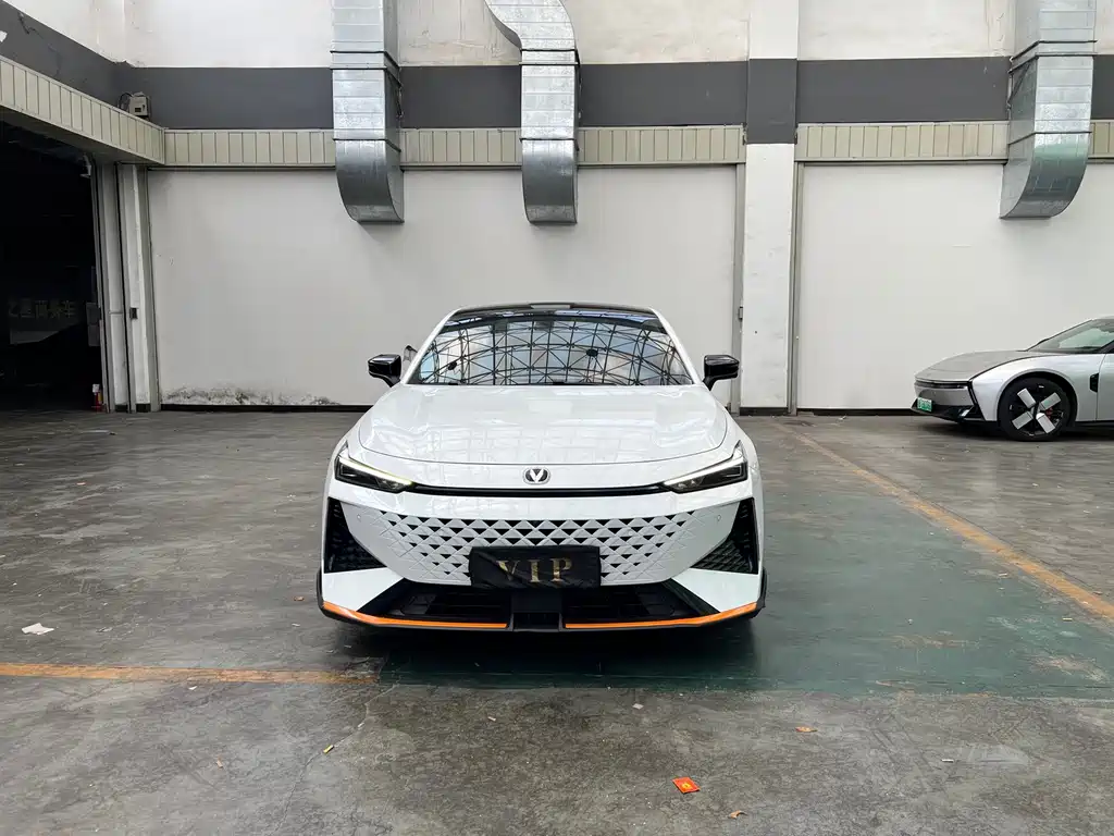 Changan UNI-V — миниатюра 2