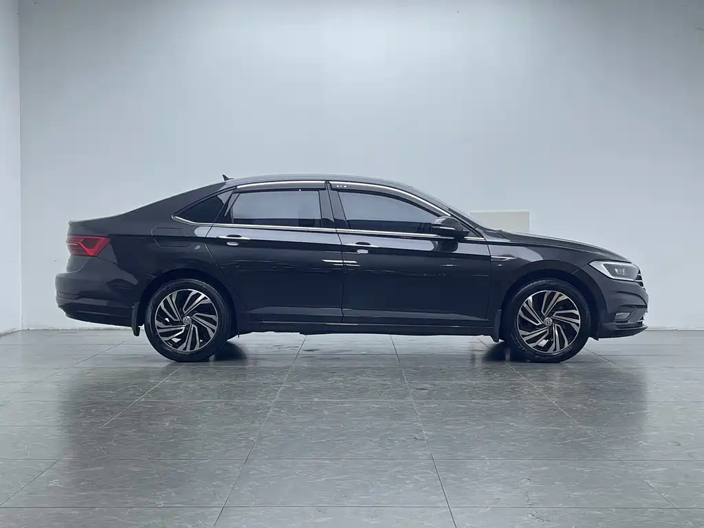 Volkswagen Sagitar — миниатюра 9