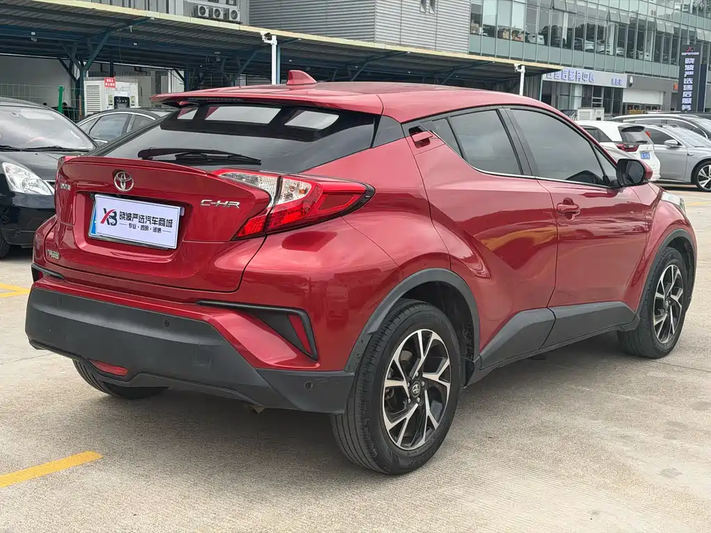 TOYOTA C HR