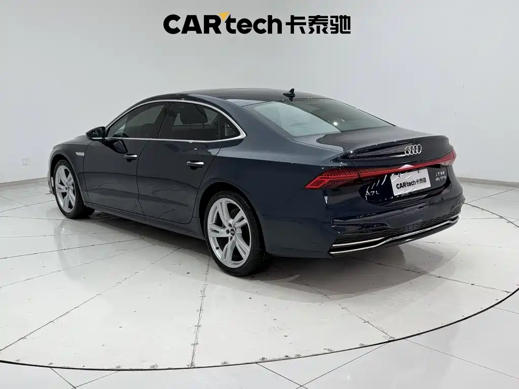 Audi A7L — миниатюра 7