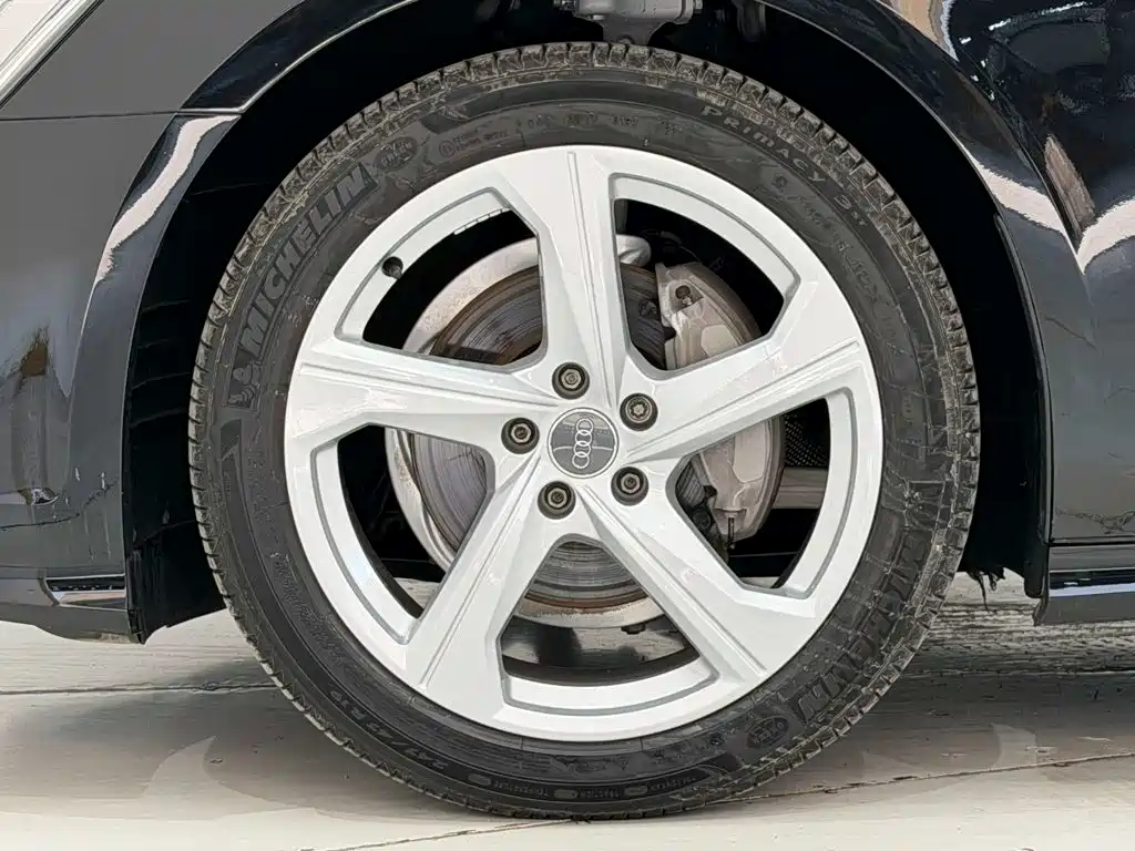 Audi A6L — миниатюра 11