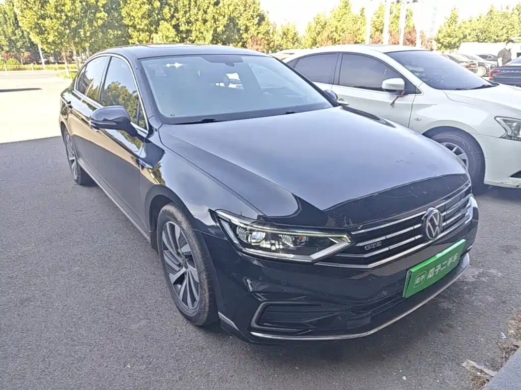 Volkswagen Magotan PHEV — миниатюра 4