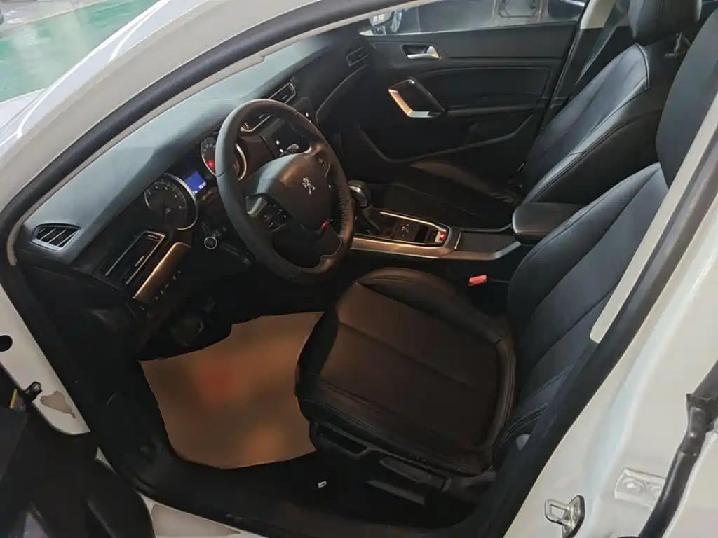 Peugeot 408 — миниатюра 15