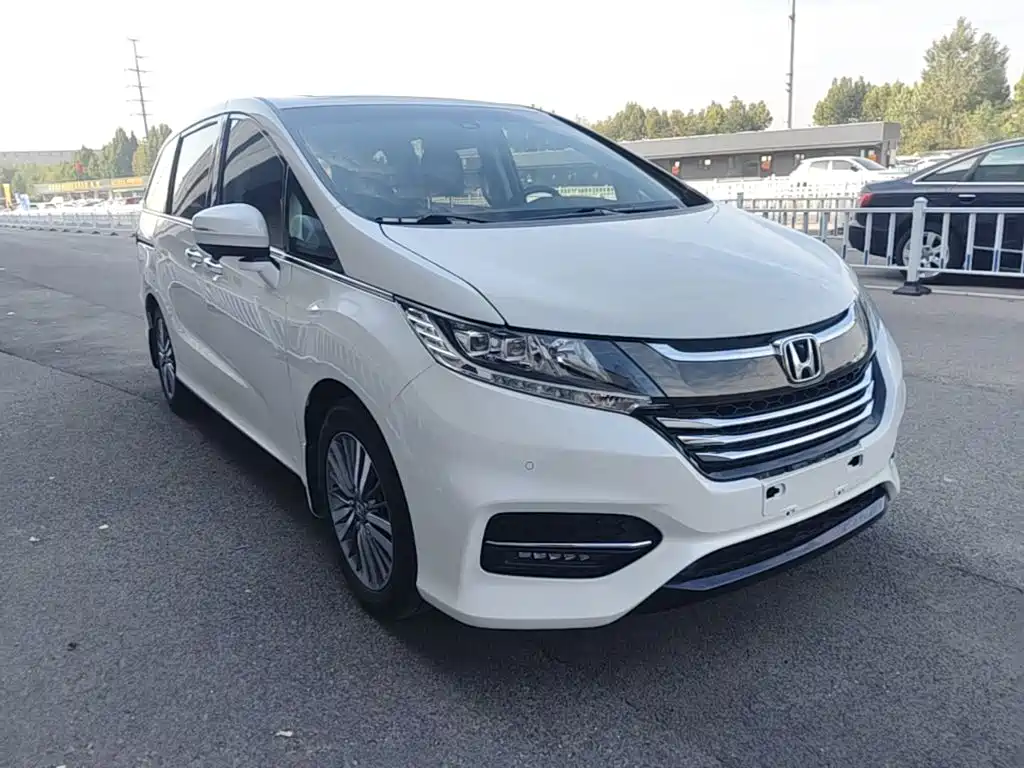 Honda Odyssey — миниатюра 4