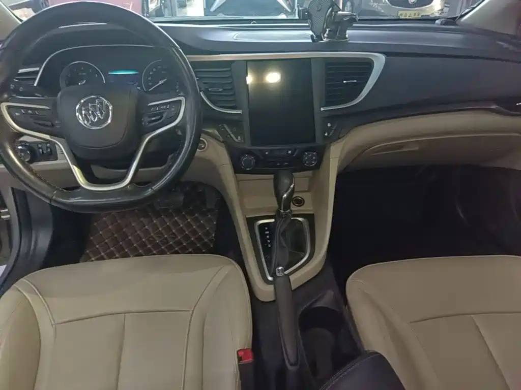 Buick Excelle — миниатюра 6
