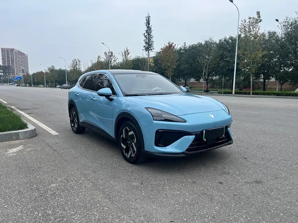 Baojun Yunhai — миниатюра 3