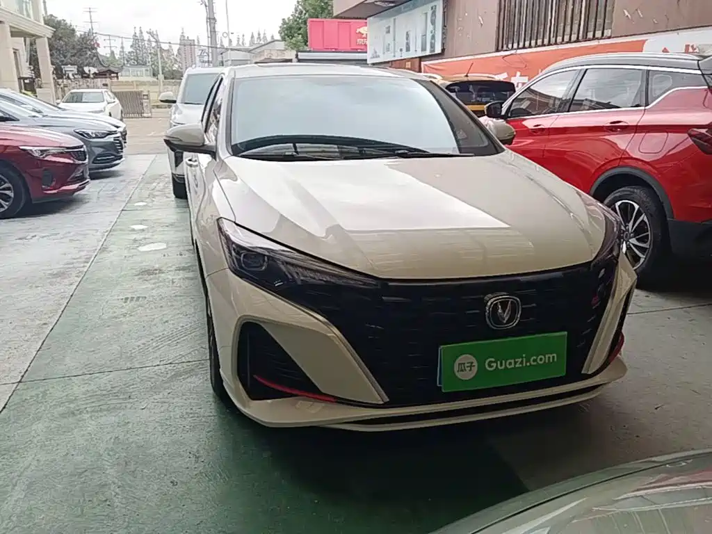 Changan Eado — миниатюра 3