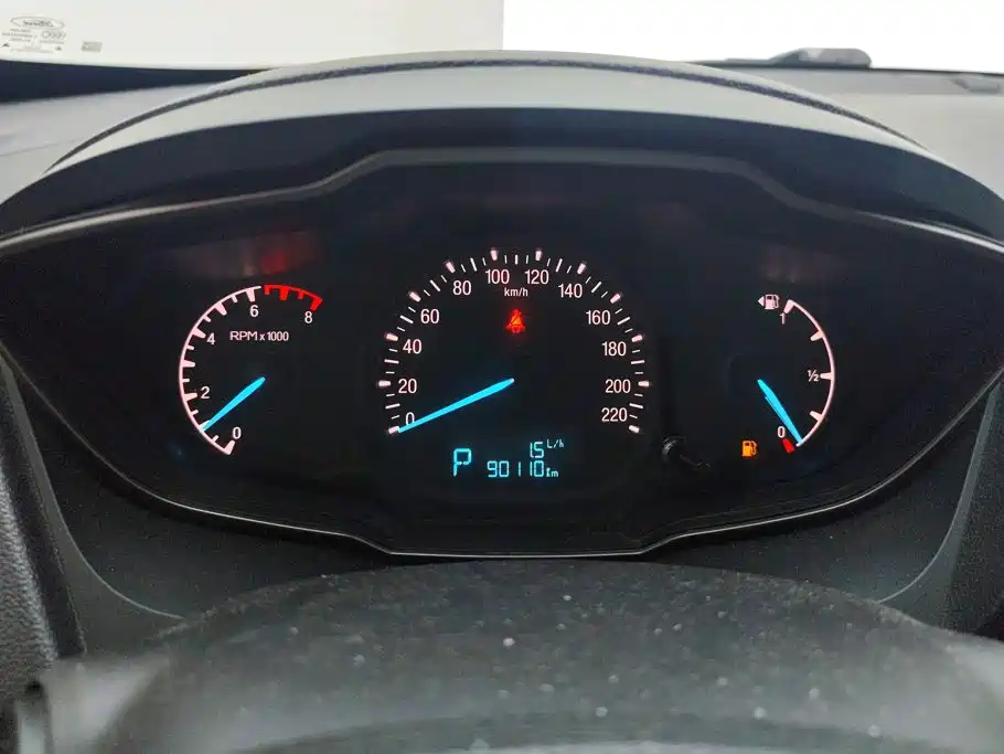 Ford Escort — миниатюра 14