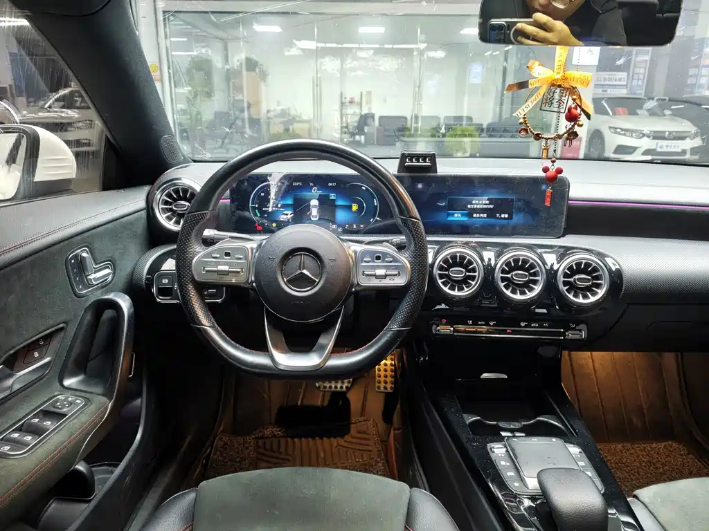 Mercedes-Benz CLA (Import) — миниатюра 7