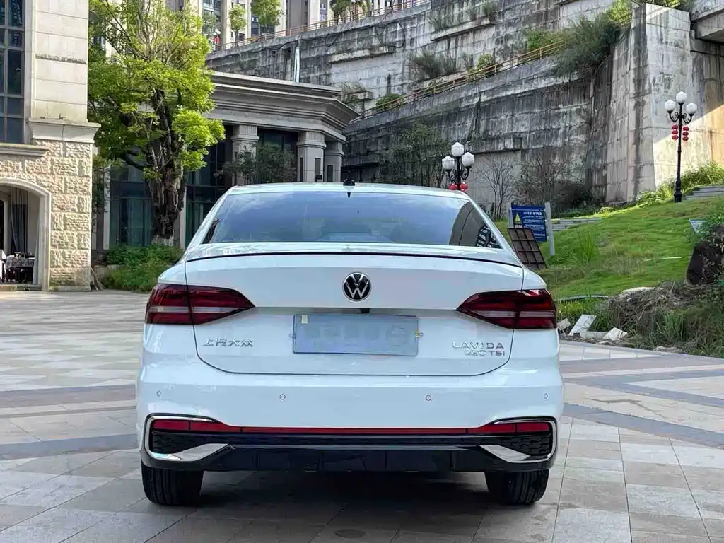 Volkswagen Lavida — миниатюра 7