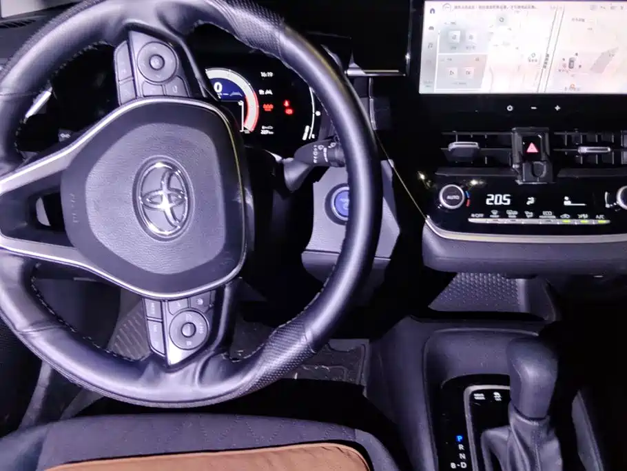 Toyota Corolla — миниатюра 12