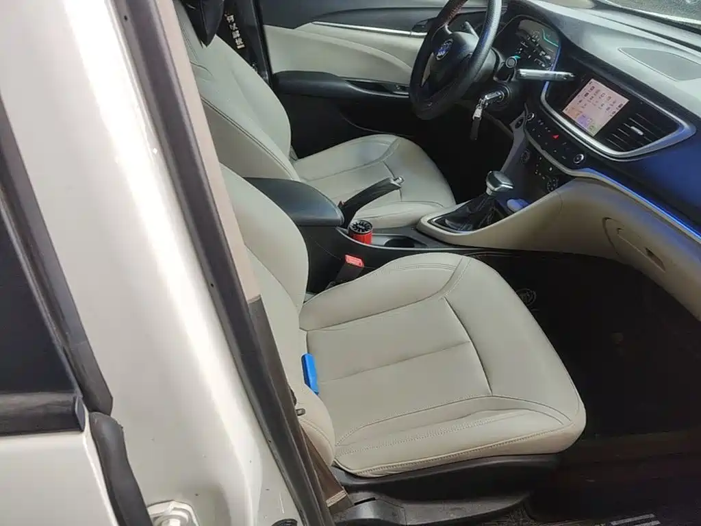 Buick Excelle — миниатюра 25