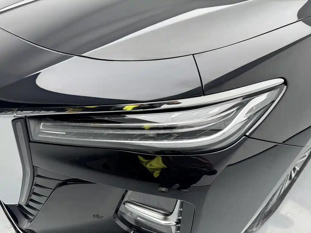 Hongqi Hongqi H5 — миниатюра 4