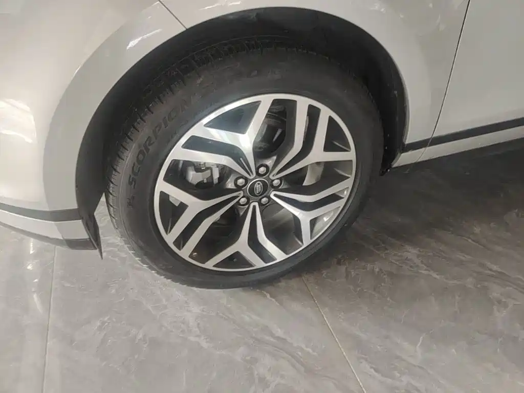 Land Rover Evoque — миниатюра 23