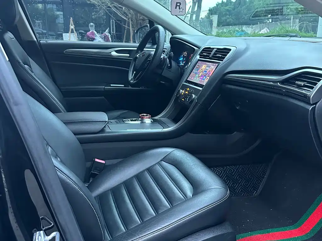 Ford Mondeo — миниатюра 13