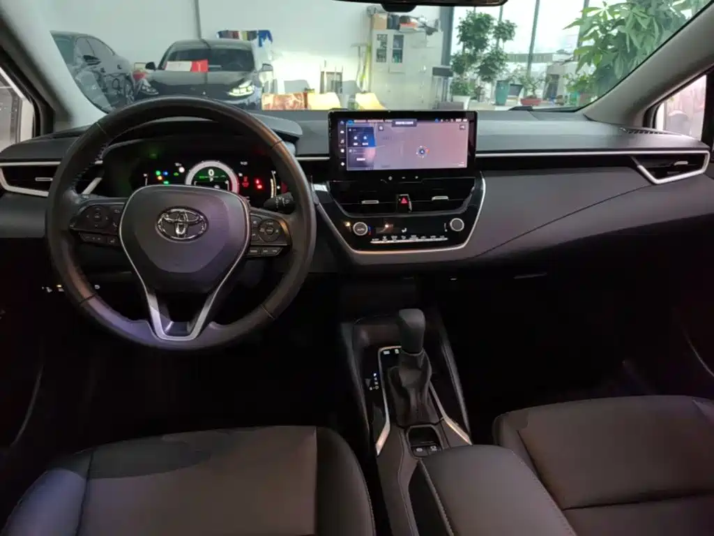 Toyota Corolla — миниатюра 10