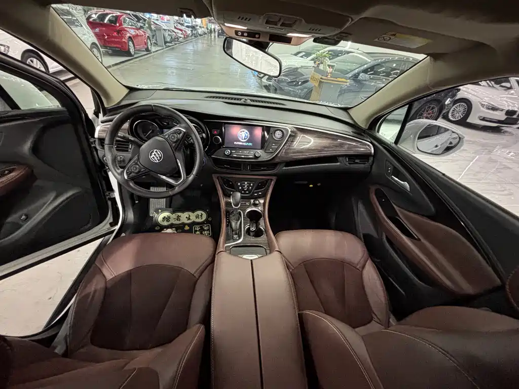 Buick Envision Plus — миниатюра 5
