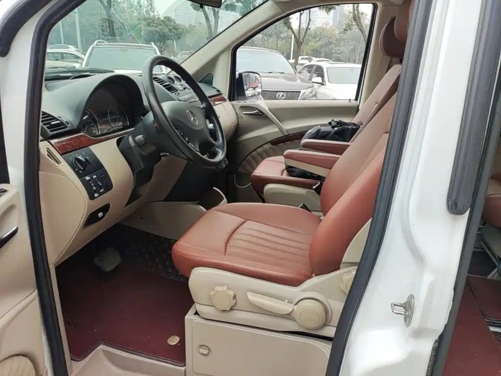 Mercedes-Benz Viano — миниатюра 15