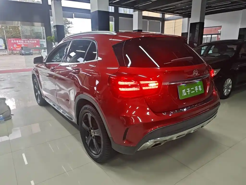 Mercedes-Benz GLA — миниатюра 5